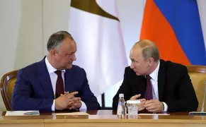 Telegramă de la Putin pentru Dodon: Mesajul a fost înmânat de ambasadorul Rusiei la Chișinău