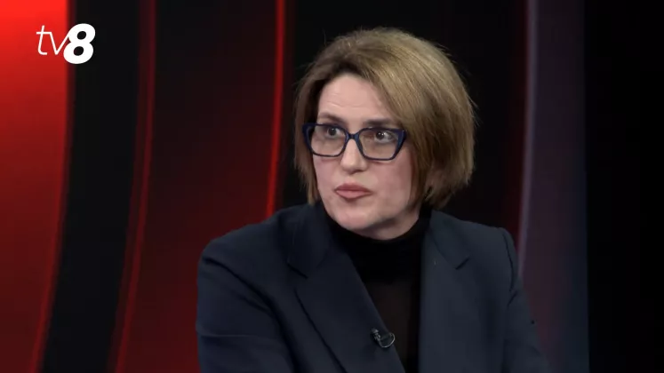 Angela Popil