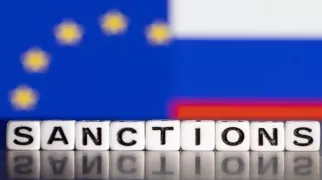 Ограничения для СМИ, банков и "теневого флота". ЕС ввел 16-й пакет санкций против России