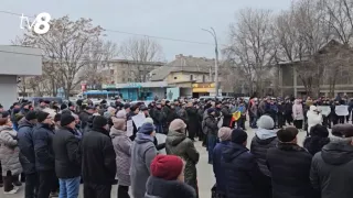 /VIDEO/ Protestul feroviarilor: Angajații CFM au ieșit din nou în stradă și cer banii. „Nu știu cum o să trăim”