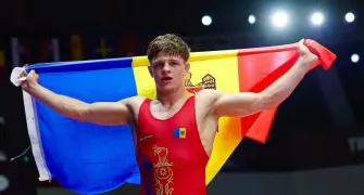 Борец Александр Соловей завоевал золото на молодежном чемпионате Европы