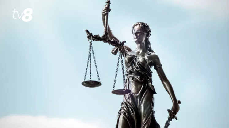 justiție (10)
