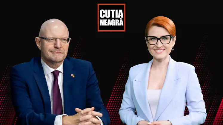 carton cutia neagra (2)