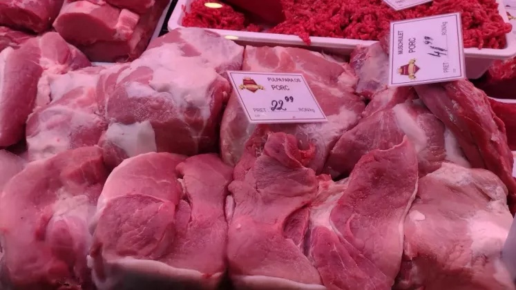 pret-carne-crestere-craciun