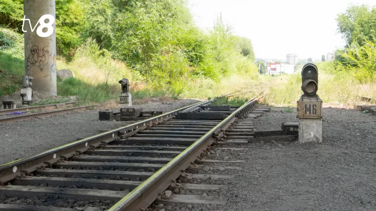 tren cale ferata 