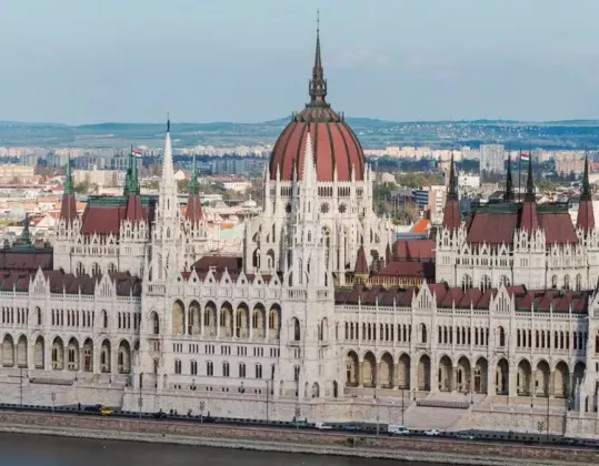 parliament-753x586