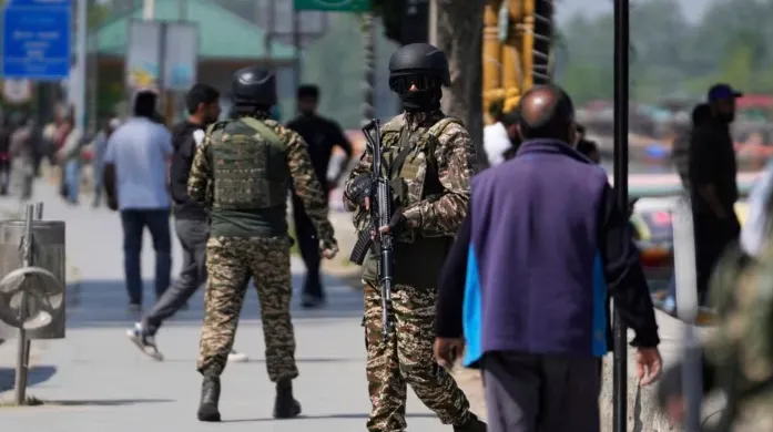 индия