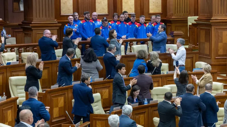 Design fără titlu (66)