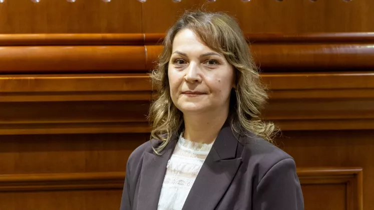 nina onofrei