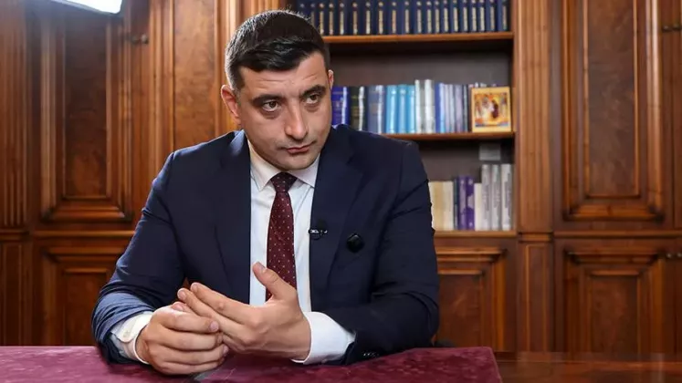 2025-05-02T124434Z_97296251_RC2M9EALXOUG_RTRMADP_3_ROMANIA-ELECTION-SIMION copy