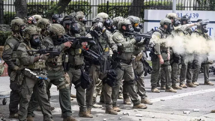 proteste-sua-raid-imigrari-california