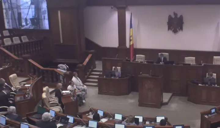 парламент молдовы осудил удар по киеву