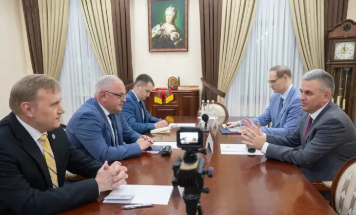 паун роговей приднестровье2