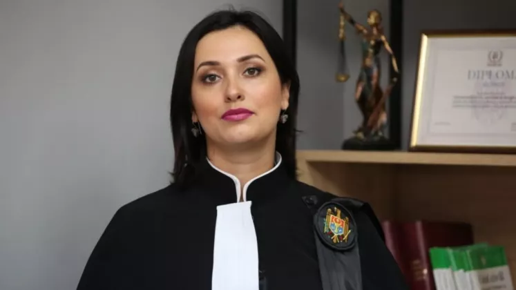 victoria sanduța