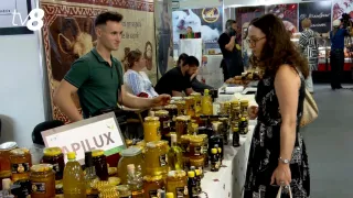 /VIDEO/ „Produs autohton” la Moldexpo: Vizitatorii pot descoperi delicii sută la sută locale, dar și unice