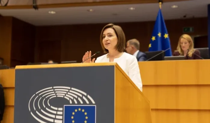 санду в Европарламенте