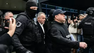 Первая попытка Плахотнюка избежать тюрьмы провалилась. Суд отклонил апелляции по четырём ордерам на арест