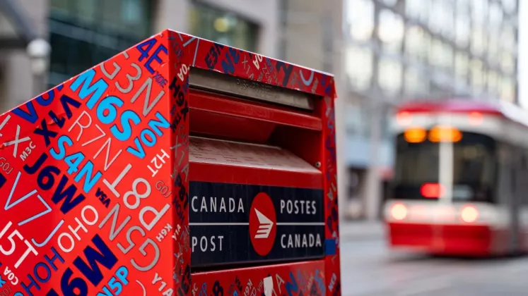 canada posta