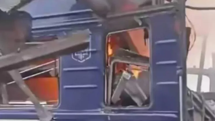 ODAmaD00NDAmaGFzaD01YjkzNjAwMDdiOGY4YzZjNjIyMzhmZWUxZWQzYWJiZA==.thumb