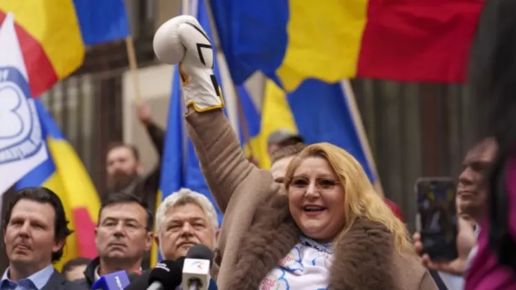 diana șoșoacă