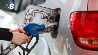 Разворот цен. В Молдове в начале года немного подорожало топливо