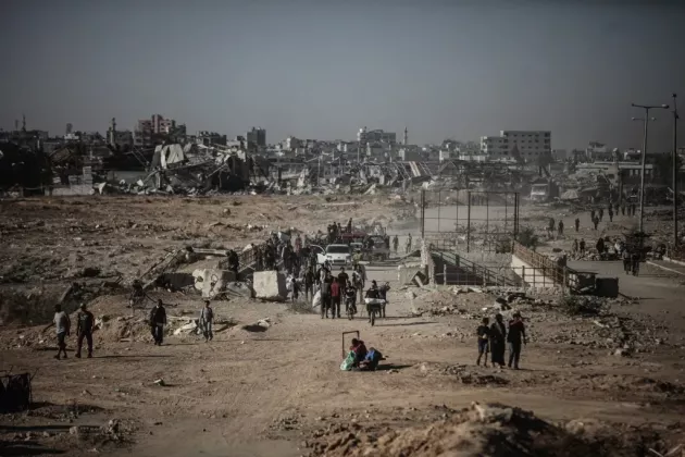 Palestinienii-se-intorc-la-locuintele-lor-dupa-armistitiul-la-care-s-a-ajuns-in-razboiul-din-Gaza