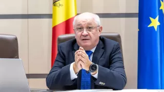 /VIDEO/ Miniștri noi, prezentați echipelor. Premierul Alexandru Munteanu: „Ne va reuși prin efort comun”
