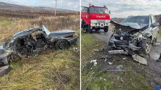 /FOTO/ Accident cumplit la Strășeni: 3 persoane au murit pe loc, iar una a fost rănită