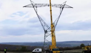 ЛЭП Вулканешты–Кишинёв почти готова: установлена последняя опора, запуск ожидается весной