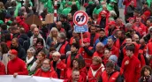 /ВИДЕО/ Бельгию охватили забастовки: люди протестуют против правительственных реформ