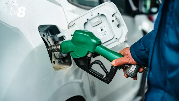 BENZINA MOTORINA BENZINARIE-13