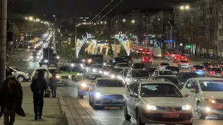 /VIDEO/ Ambuteiaje în Chișinău: Ion Ceban se laudă pe Facebook, dar șoferii au avut o zi plină de nervi