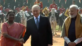 /VIDEO/ Covor roșu pentru Putin la New Delhi: India sfidează presiunile SUA și pariază pe combustibil rusesc