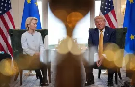 «Никто не должен вмешиваться»: Урсула фон дер Ляйен призвала Трампа не влиять на выборы в Европе 