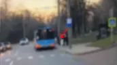 /VIDEO/ Accident mortal în Chișinău: Un pieton a ajuns sub roțile unui autobuz
