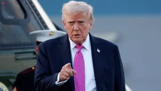 Трамп вводит пошлины против стран, ведущих торговлю с Ираном. Крупнейший партнёр Тегерана — Китай