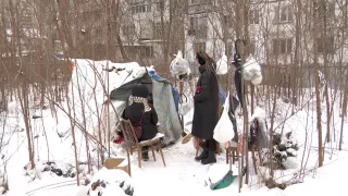 /ВИДЕО/ Палаточный дом посреди зимы: как двое бездомных выживают на улице Албишоара в Кишинёве