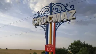 /EXCLUSIV/ „Vuiet zguduitor”: Mărturia unei locuitoare din Crocmaz despre drona căzută. Sătenii au rămas fără lumină