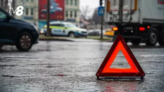 Новая неделя начнется со скользких дорог: граждан и водителей призывают быть бдительнее