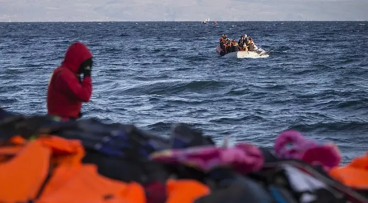 нелегальные мигранты в средиземном море