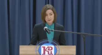 "Так сохраняется преемственность поколений". Санду в университете Комрата призвала гагаузов сохранить свой язык и культуру