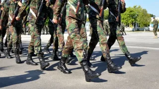 /VIDEO/ Decese în rândul militarilor: Socialiștii invocă abuzuri, iar Ministerul Apărării respinge comentariile politice