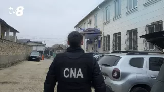 /VIDEO/ Percheziții la Primăria Durlești: Conducerea instituției, suspectată de scheme cu terenuri publice