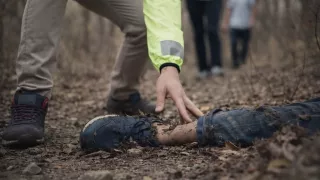 Crimă la Codru: Un bărbat, găsit mort într-o pădure. Cine e principalul suspect