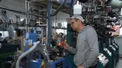 /VIDEO/ Fabrică de șosete, deschisă de un moldovean revenit din diasporă: „Am început de la foaie albă”