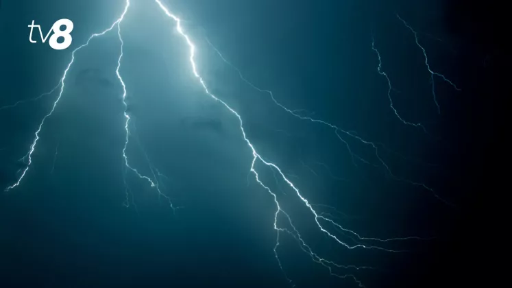 ploi fulger meteo