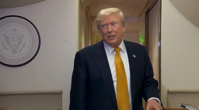 трамп самолет