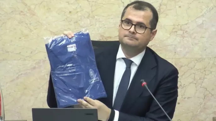 /VIDEO/ Tricourile miniștrilor, lecție despre risipa banilor publici. Tofan: „Schimbările încep de la lucruri mici”
