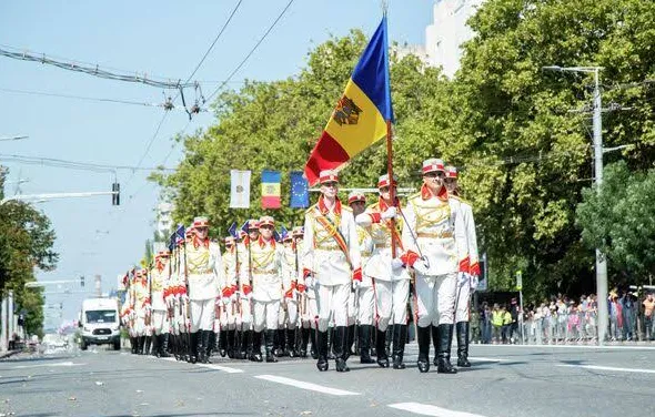 парад в честь 30 летия независимости молдовы