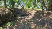/FOTO/ Pământ extras ilegal luni întregi la Anenii Noi: Pagubele se ridică la zeci de mii de lei